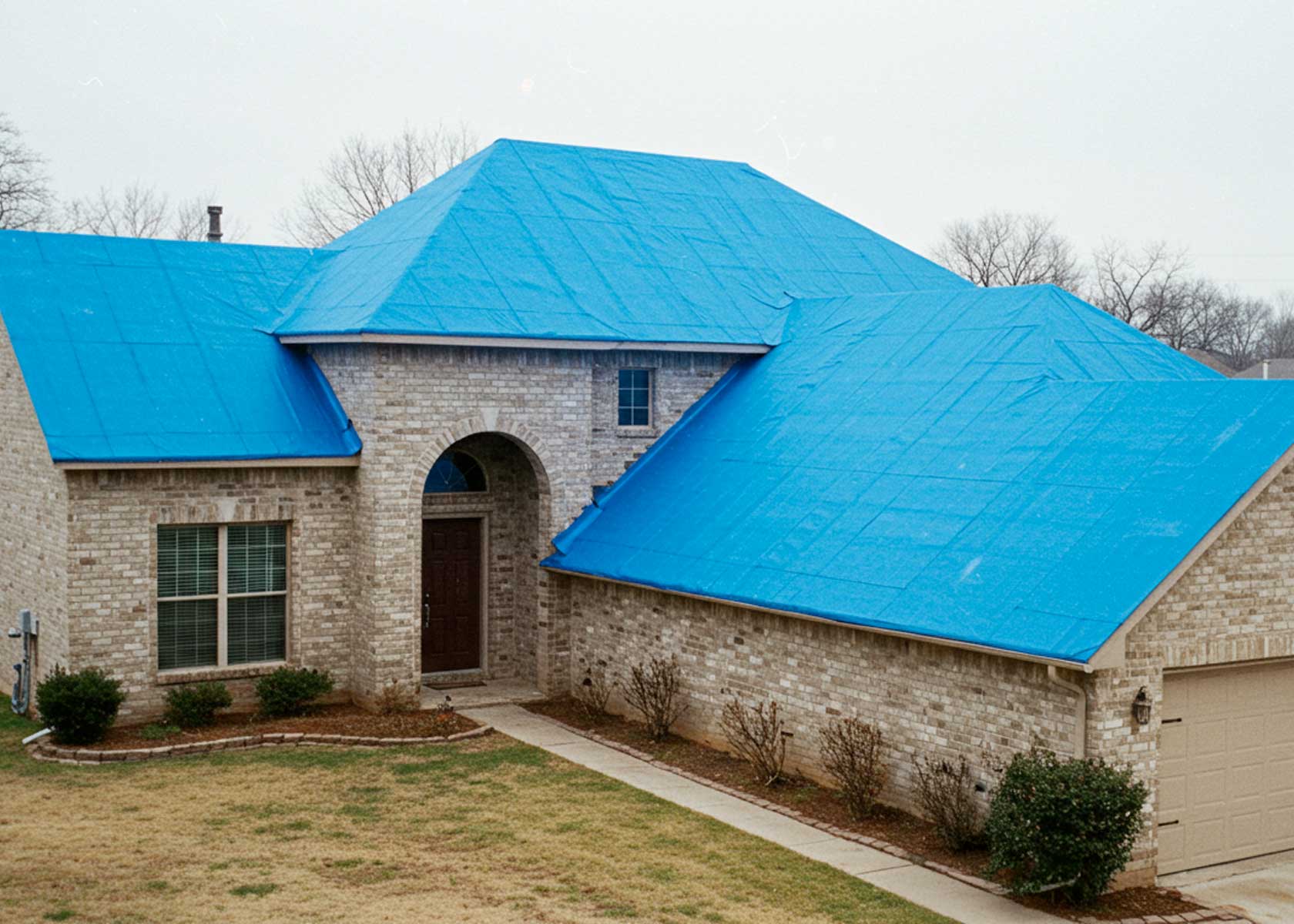 Emergency Tarp Installation in Seven Meadows